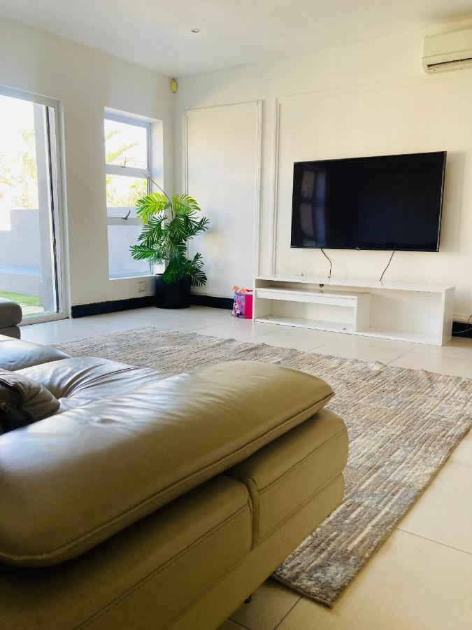Lovely Home In Hartbeespoort Luaran gambar